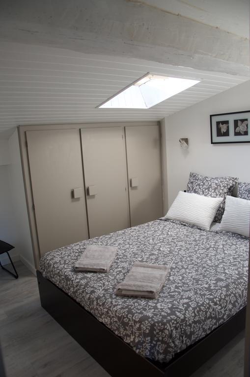 L'Escale D'Aquitaine Apartment Bordeaux Room photo